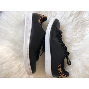 ADIDAS STAN SMITH BLACK/LEOPARD PRINT